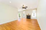 592 Walnut Street - Photo 12