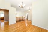 592 Walnut Street - Photo 16