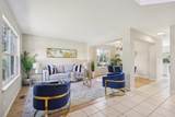2060 Lyndhurst Lane - Photo 10
