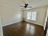 1310 Thorndale Avenue - Photo 9