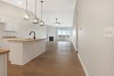 2009 Roseland Drive - Photo 8