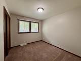 17945 Maple Street - Photo 15