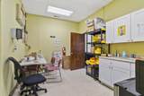 909 Bloomington Road - Photo 15