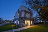 467 Desplaines Street - Photo 2