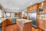 22 Greencroft Drive - Photo 3