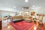 22 Greencroft Drive - Photo 4