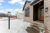 1403 Ravenwood Drive - Photo 2