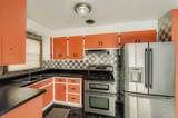 305 1/2 North Avenue - Photo 7