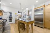 4933 Woodlawn Avenue - Photo 12