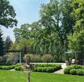 528 Roslyn Road - Photo 14