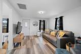 838 Rosewood Avenue - Photo 3
