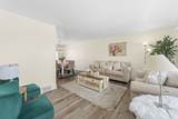 9109 Crescent Court - Photo 5