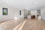 3036 Sheffield Avenue - Photo 10