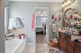 818 Vertin Boulevard - Photo 27