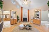 28W280 Oak Creek Court - Photo 24