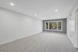 1323 Roselle Road - Photo 7