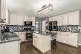1802 Oxford Way - Photo 11