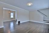 9016 Southview Avenue - Photo 14