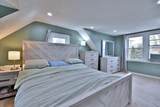371 Dickens Avenue - Photo 20