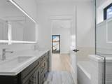 2471 Clybourn Avenue - Photo 16