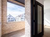 2471 Clybourn Avenue - Photo 18