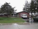 18900 Oakwood Court - Photo 2