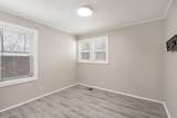 319 Indianwood Boulevard - Photo 10