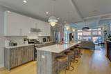1631 Carpenter Street - Photo 9