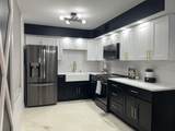 201 Chestnut Street - Photo 2