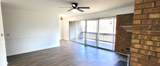 1607 Maple Terrace - Photo 10