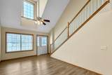 305 Walker Way - Photo 18