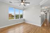 512 Oakwood Boulevard - Photo 33