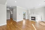 512 Oakwood Boulevard - Photo 8