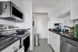 1355 Sandburg Terrace - Photo 8