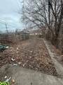 8211 Saginaw Avenue - Photo 17
