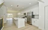 214 Walnut Street - Photo 11