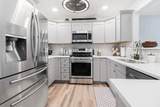 986 Four Seasons Boulevard - Photo 4