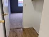 220 Roselle Road - Photo 5