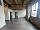2032 Clybourn Avenue - Photo 4