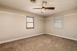 16578 Oak Hill Lane - Photo 30