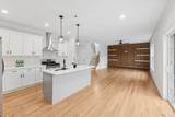 10832 Massasoit Avenue - Photo 9