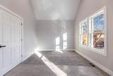 5552 Shields Avenue - Photo 15