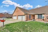 1613 Broadmoor Drive - Photo 3