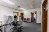 2 Park Avenue - Photo 19