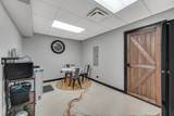 19400 North Creek Drive - Photo 5