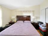 7806 80 Place - Photo 8
