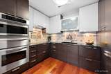 1560 Sandburg Terrace - Photo 9