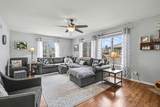 515 Buckingham Place - Photo 13