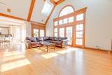 813 Fox Glen Drive - Photo 13