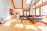813 Fox Glen Drive - Photo 15